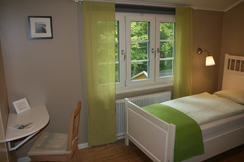 Hotel & Pensionat Bjoerkelund Stenbrohult  ห้อง รูปภาพ
