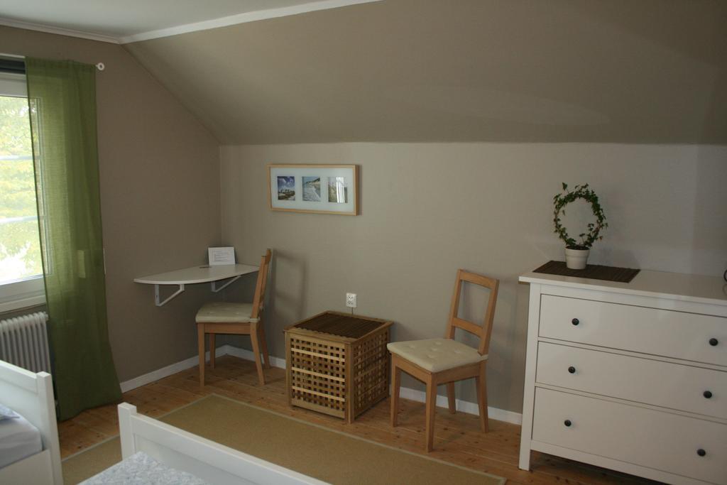 Hotel & Pensionat Bjoerkelund Stenbrohult  ภายนอก รูปภาพ
