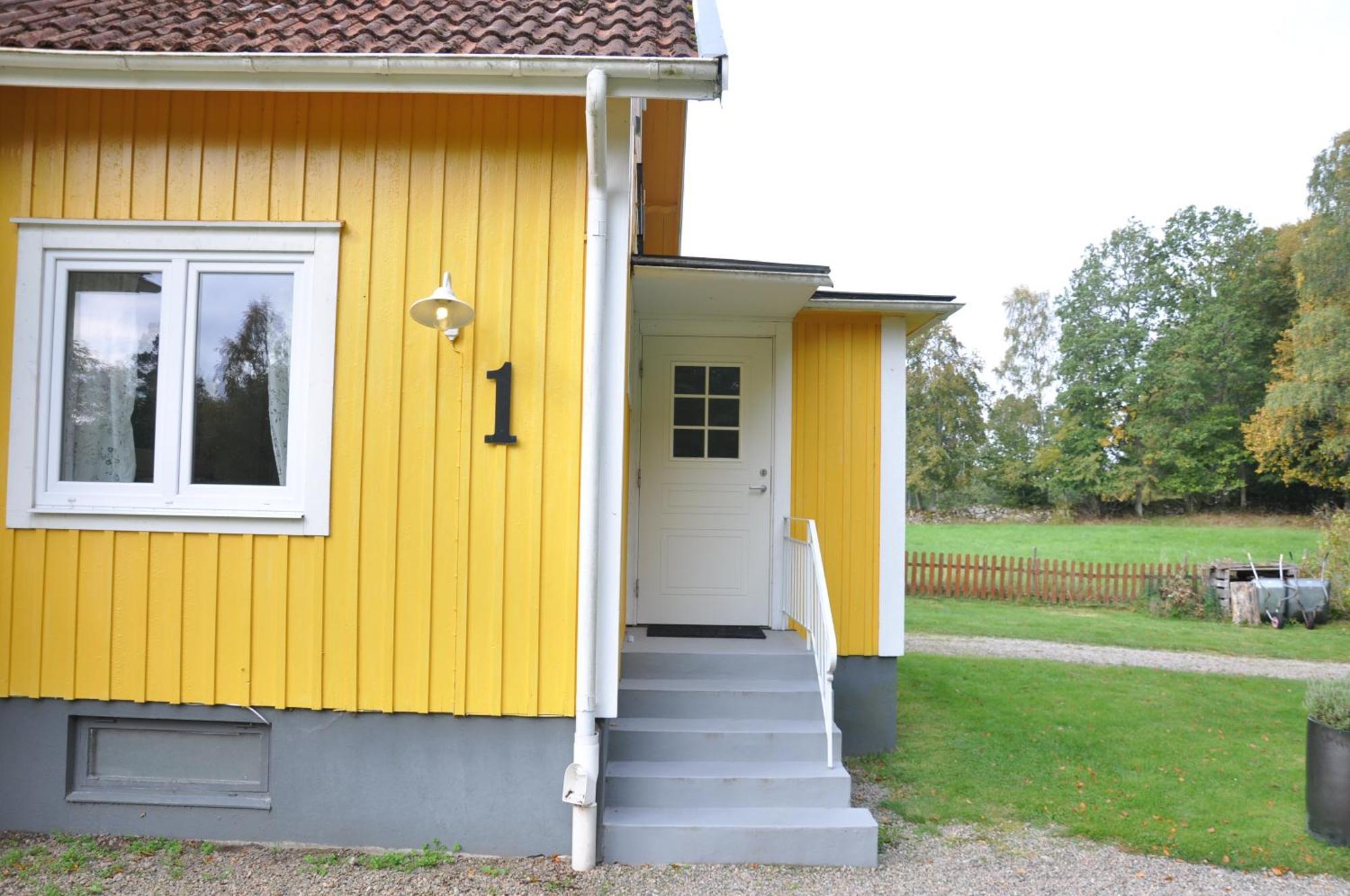 Hotel & Pensionat Bjoerkelund Stenbrohult  ภายนอก รูปภาพ